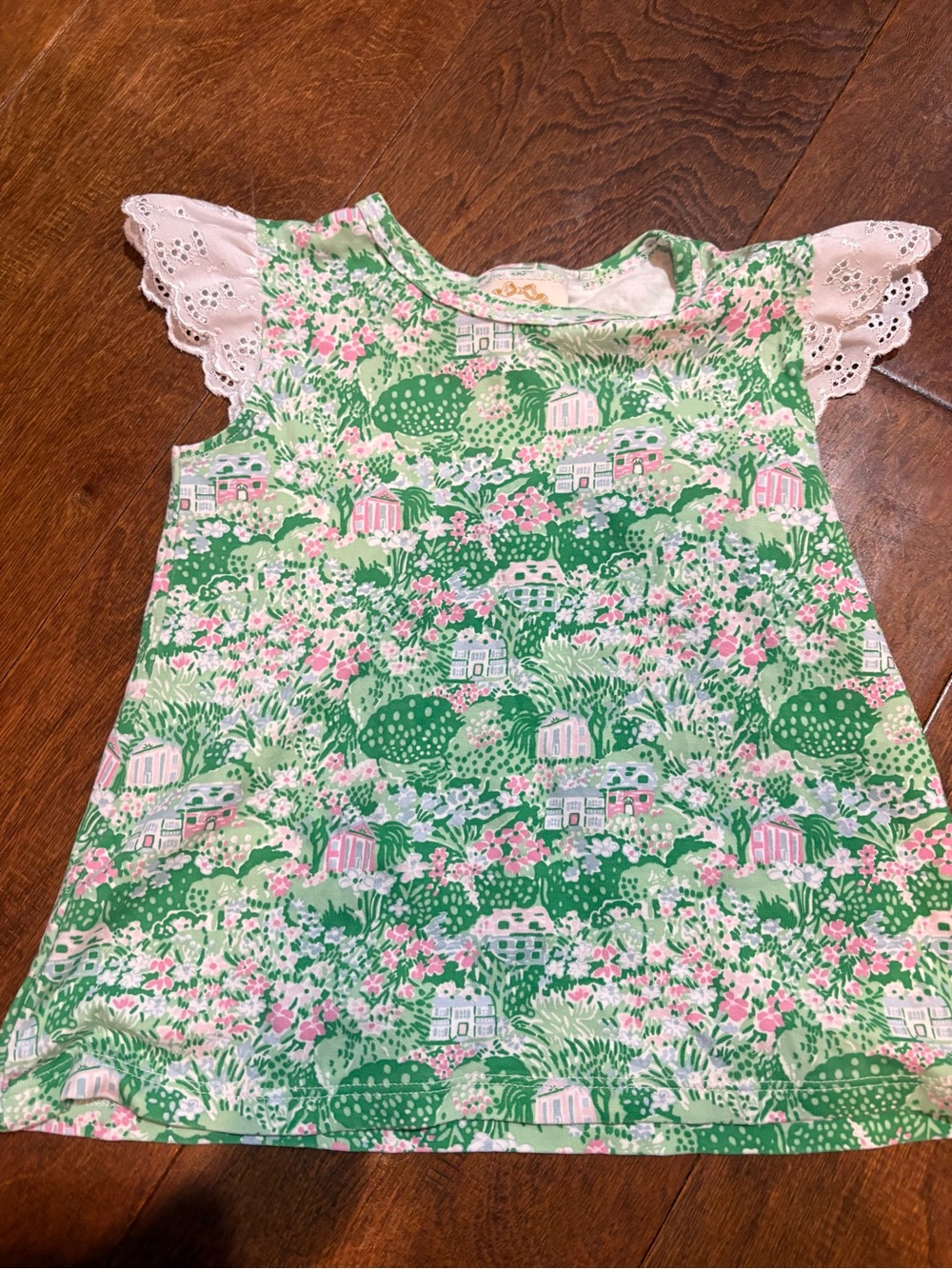 The Beaufort Bonnet Company Green & Pink Floral Eyelet Sleeve Tank